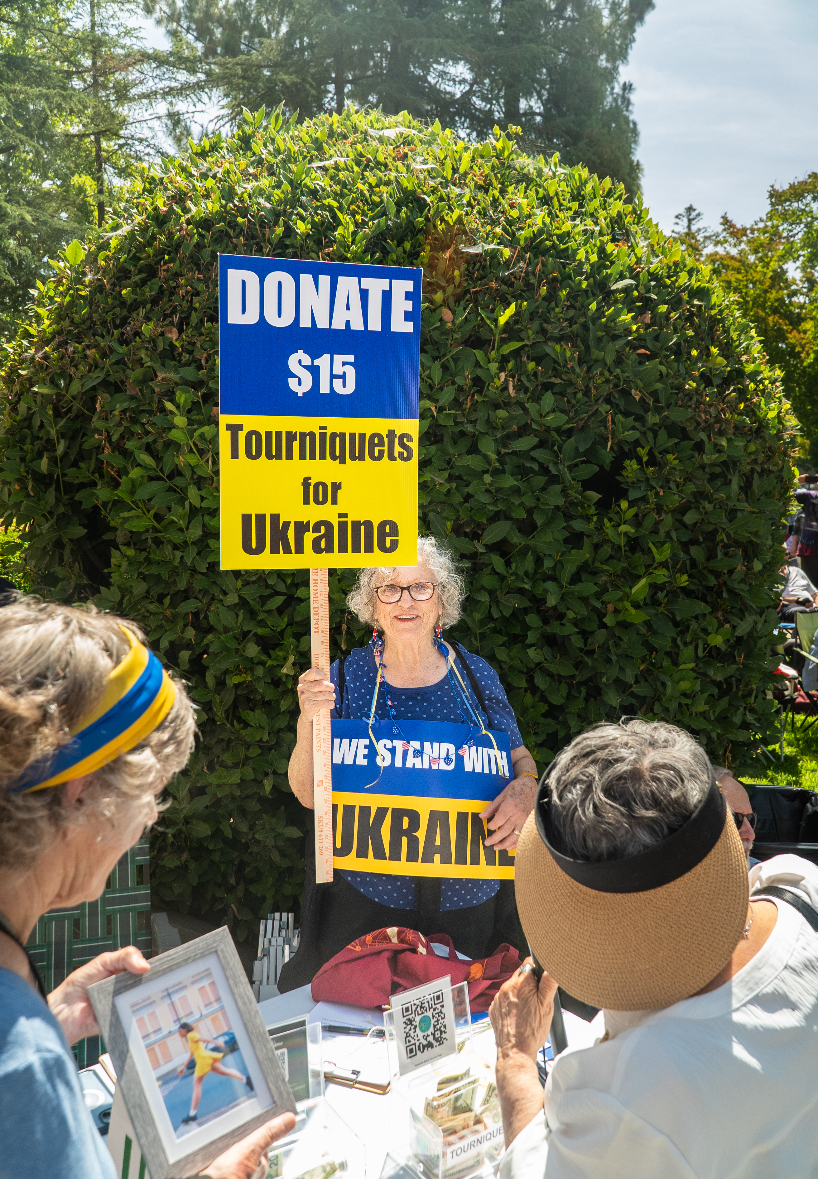 Yolo For Ukraine at No Kings Day Rally in Woodland, CA